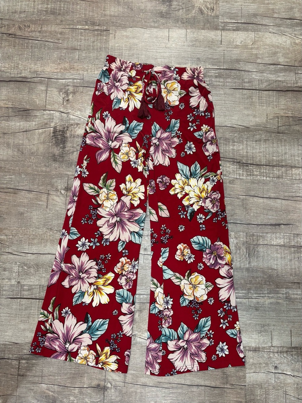 Lildy Red Floral Wide-Leg Pants Size          S/M O/S